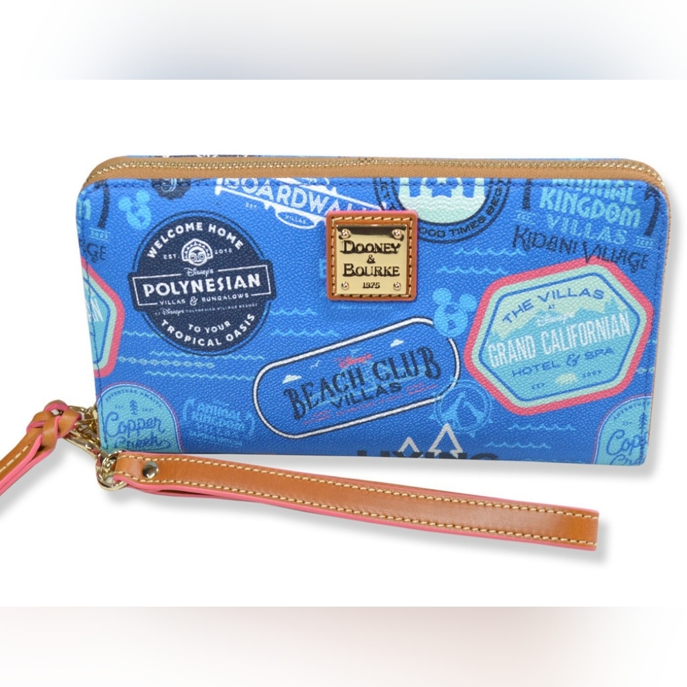 Dooney & Bourke DVC Wallet Wristlet
